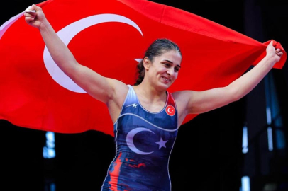 Milli sporculardan madalya yağmuru