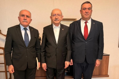 CHP İstanbul İl Çağrı Heyeti'nden Kılıçdaroğlu'na ziyaret...Heyet'den “suskunluk değil cesaret” çıkışı