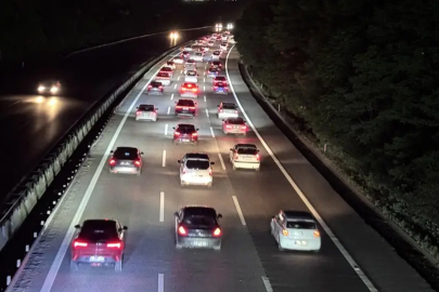 Tatilciler dönüşe geçti! Trafik yoğunluğu başladı