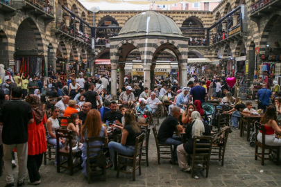 Diyarbakır ve Mardin'de bayram tatili yoğunluğu