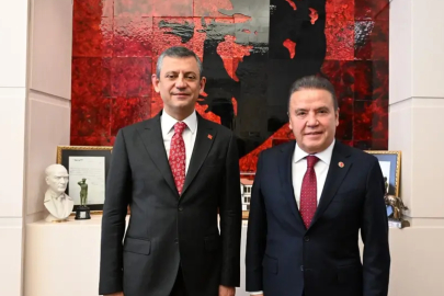 Muhittin Böcek'ten Özgür Özel itirafı: Talimatıyla yaklaşık 135 milyonluk ödeme yaptım