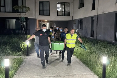 Düzce'de koku üzerine girilen evde ceset bulundu