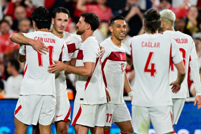 Bizim Çocuklar Arizona'da kampa girdi: İlk rakip Avustralya