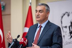 Müslim Sarı kurultay takvimi için hangi engeli işaret etti?