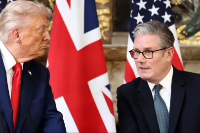 Trump'ın dediği çıktı! İngiltere Başbakanı Keir Starmer istifa etti