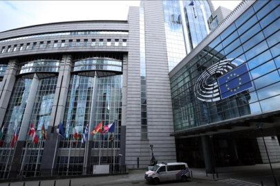 Avrupa Birliği Dönem Başkanlığı İrlanda'ya geçti