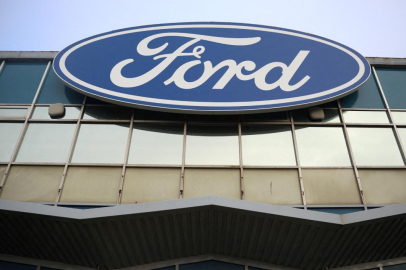 Ford yapay zekaya güvenip işten çıkardığı çalışanları geri aldı