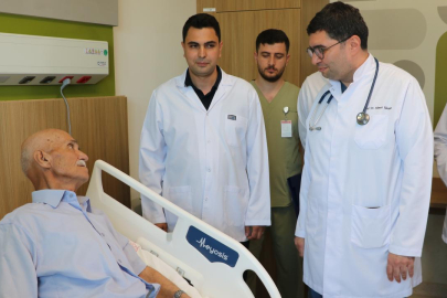 Karaciğerinden 13 santimetre tümör çıkarıldı