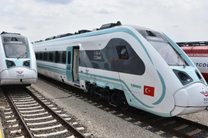 20 yıllık hatta yerli dönüşüm! Milli Elektrikli Tren Halkalı'da raylara çıkıyor