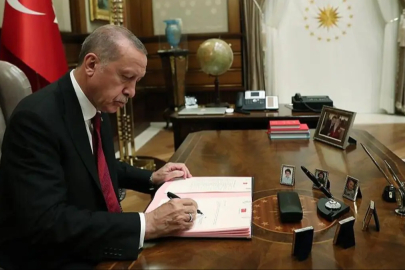 Cumhurbaşkanı Erdoğan imzaladı! 8 üniversiteye rektör ataması