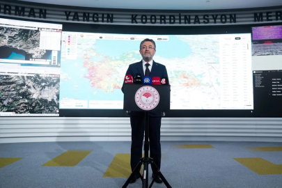 21 uçak, 69 helikopter sahada! Bakan Yumaklı: Yangın tehlikesi henüz geçmiş değil