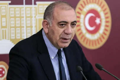 Gürsel Tekin görevden alındı mı? CHP Sözcüsü Müslim Sarı açıkladı