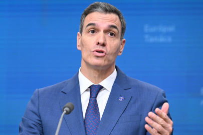 İspanya Başbakanı Sanchez: İspanya'nın toprak bütünlüğüne yönelik saldırı ve ihlaldir