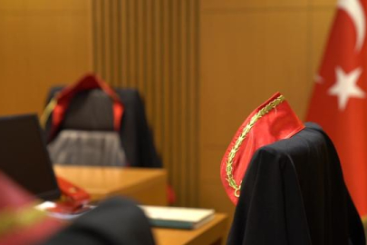 84 hakim ve savcı meslekten çıkarıldı