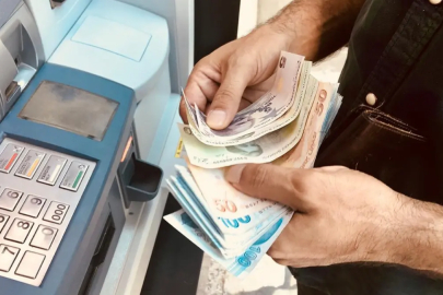 Milyonlarca emekliyi ilgilendiriyor! Maaş farklarının ödeneceği tarih belli oldu