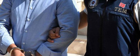 Yurt dışına kaçmaya hazırlanan 3 FETÖ'cü yakalandı