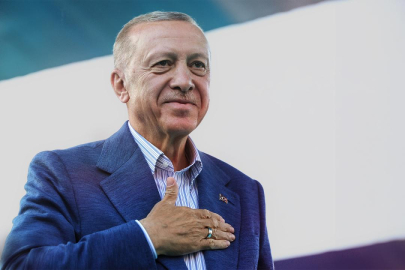 Cumhurbaşkanı Erdoğan: AK Parti'nin çeyrek asrı Türkiye için tarihi bir dönüşüme karşılık geliyor