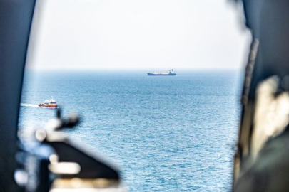 CENTCOM: İran'ın Hürmüz'deki mayın döşeme güçlerine karşı "sınırlı bir saldırı" düzenlendi