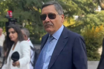 Melih Gökçek ifade vermek için adliyeye geldi