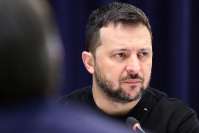 Zelenski: Rusya'nın çeşitli bölgelerindeki petrol rafinerilerini ve İHA tesislerini vurduk