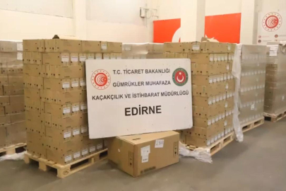 Kapıkule Gümrük Kapısı'nda 79 bin adet kaçak ürün ele geçirildi