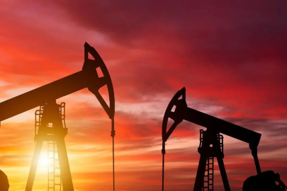 Petrol fiyatlarında yön değişti! Brent petrol 108 dolara geriledi
