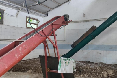 Onaysız üretime geçit yok: 3 ton et-kemik unu imha edildi
