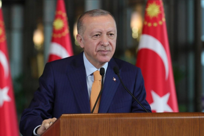 Cumhurbaşkanı Erdoğan: Dilimize sahip çıkmak, geleceğimize sahip çıkmaktır