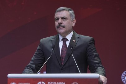 Bakan Çiftçi: 7 vatandaşımızın enkaz altında olabileceği değerlendiriliyor