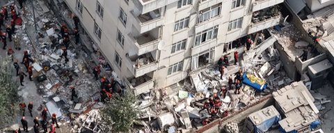 Maltepe'deki bina neden çöktü? Ön bilirkişi raporu ortaya çıktı