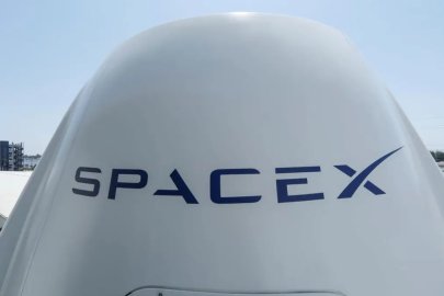 SpaceX'ten ABD devlerine dev hamle: Starlink kendi mobil operatörünü kuruyor