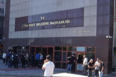 Etimesgut Belediyesine yönelik "yolsuzluk" soruşturmasında 7 şüpheli tutuklandı