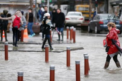Meteorolojiden kuvvetli yağış, fırtına ve kar uyarısı