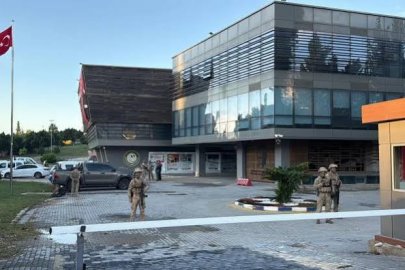 Çukurova Belediyesi’ne operasyon gözaltılar var