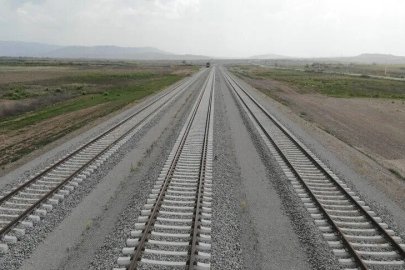 Türkiye'nin Orta Koridor Demiryolu Projesi'nde önemli adım
