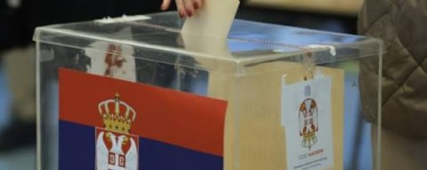 Sırbistan sandık başında: 6,4 milyon seçmen oy kullanacak