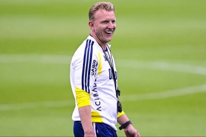 Yerli alternatiflerde engeller büyük! Fırsat Dirk Kuyt'ın ayağına geldi